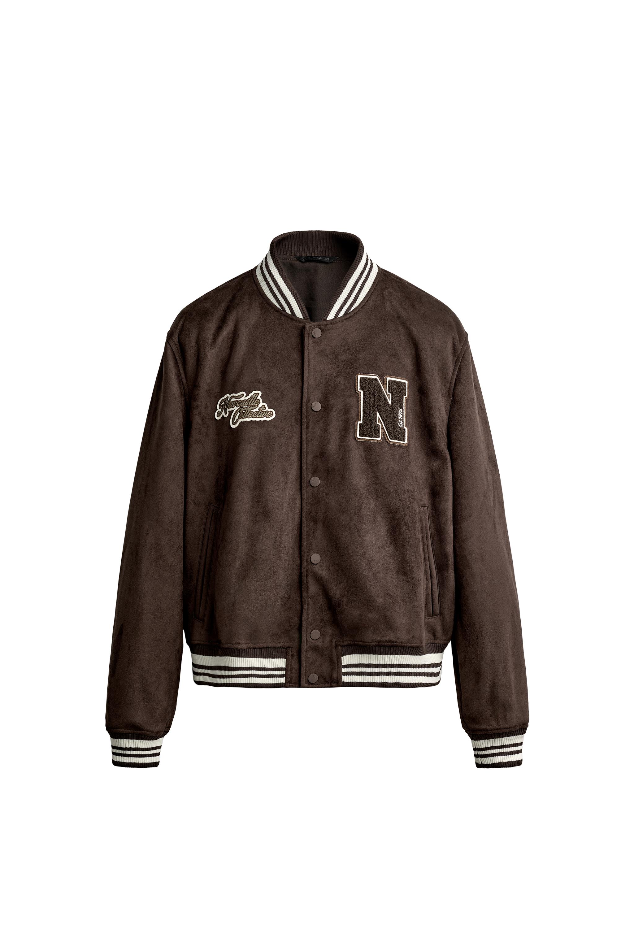 CAZADORA BOMBER EFECTO ANTE PARCHES