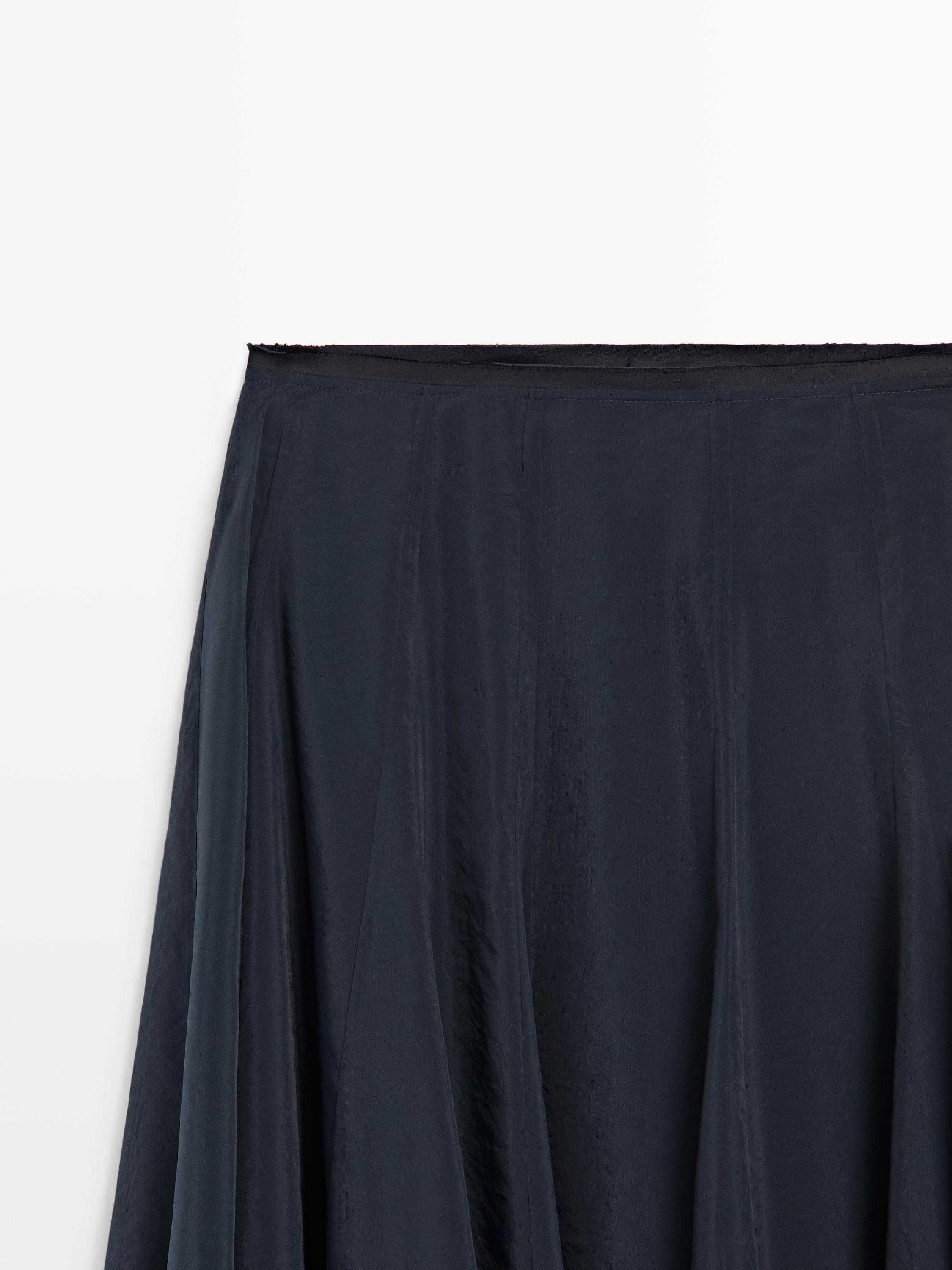 Midi skirt with pintucks
