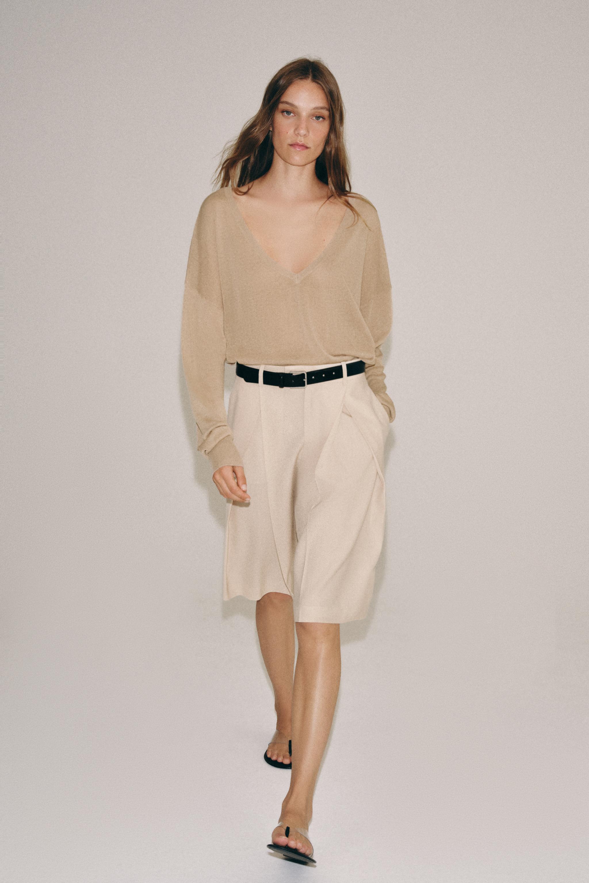 FINE KNIT V-NECK JUMPER