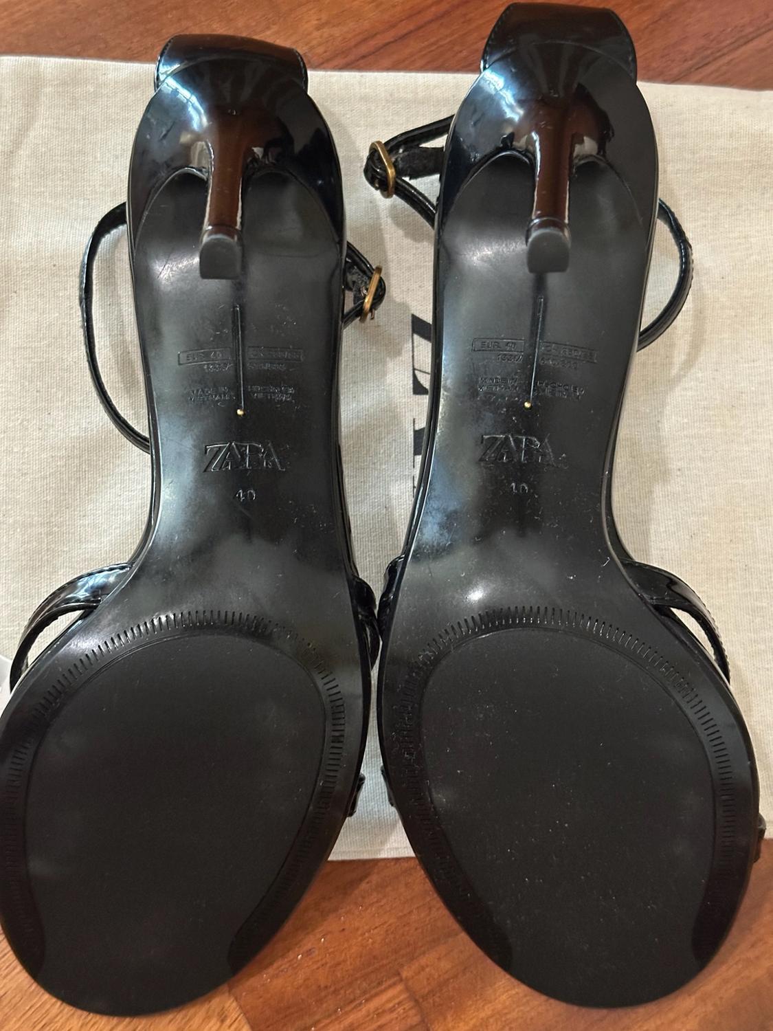 HIGH-HEEL BUCKLE SANDALS - Image 7