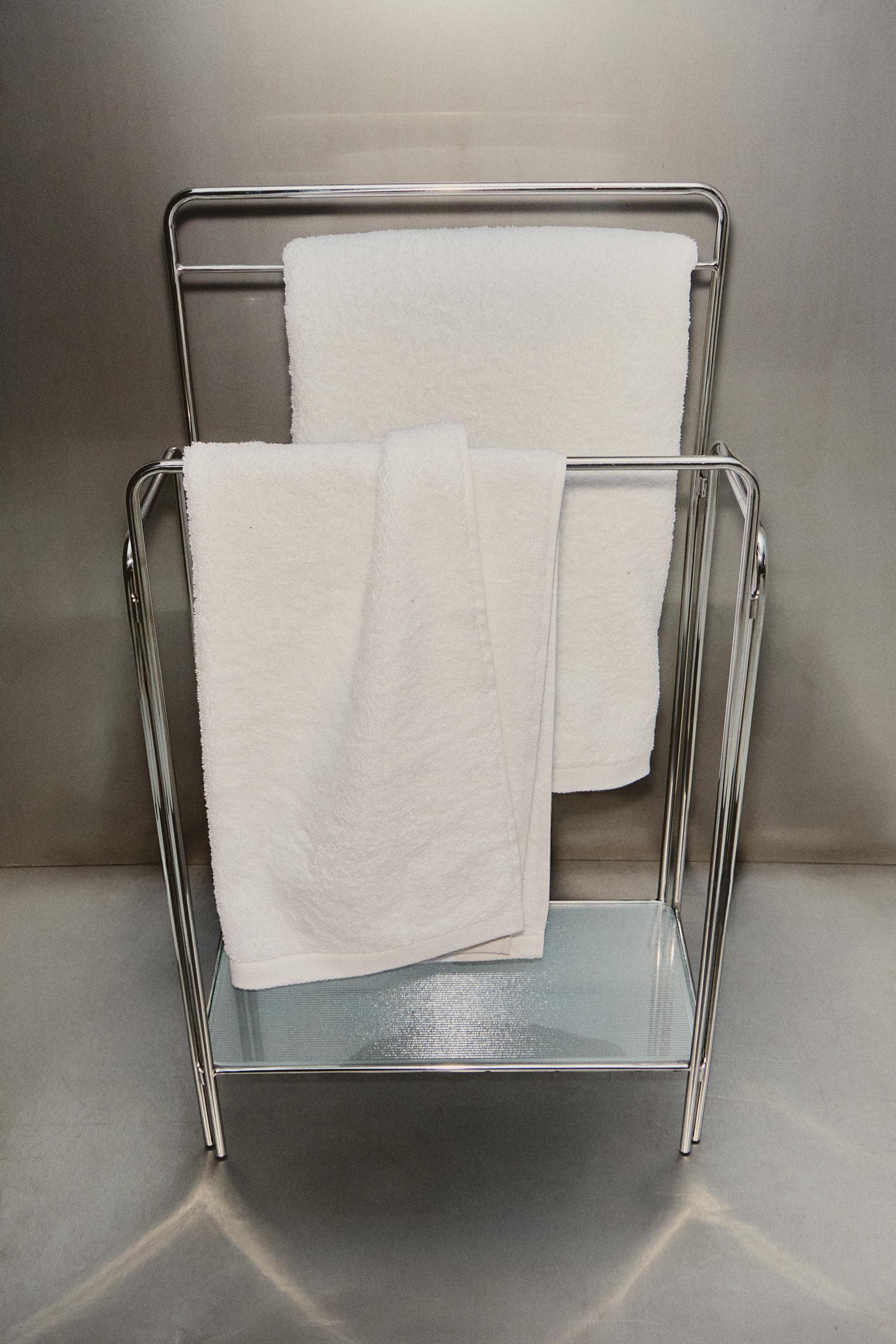 STEEL AND GLASS TOWEL RACK — Gray