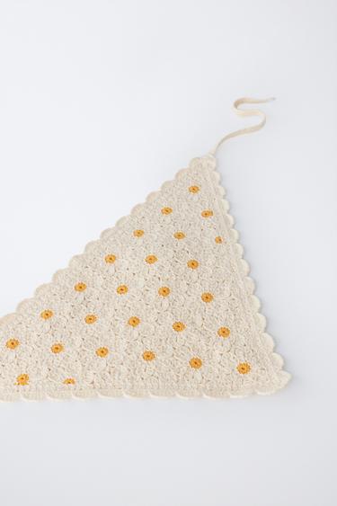 ნაქსოვი ყელსახვევი გვირილები - Zara-ს Ecru