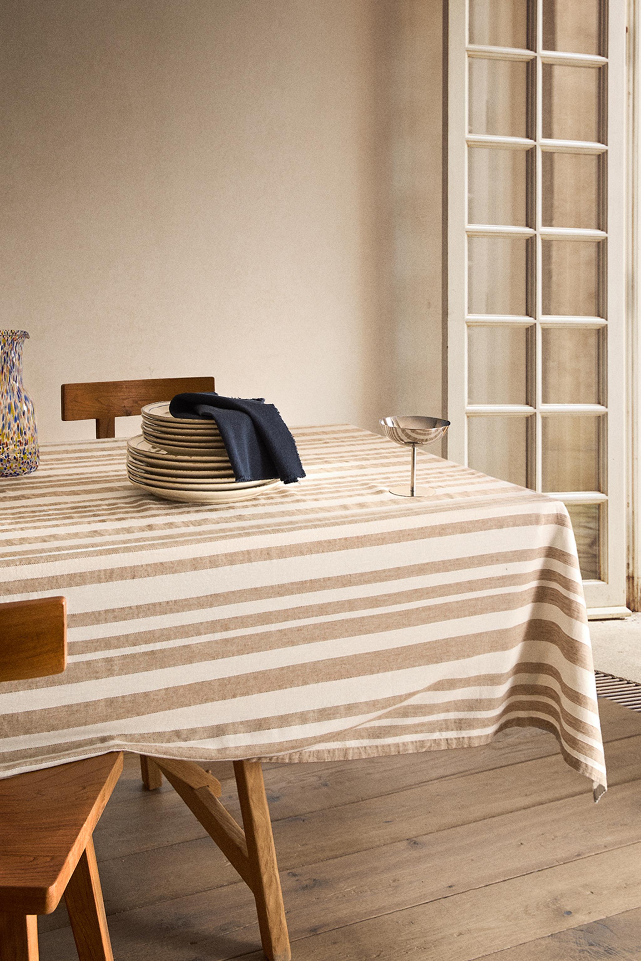 STRIPED LINEN TABLECLOTH