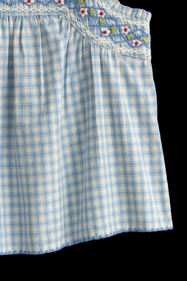 TOP BORDADOS CUADROS LIMITED EDITION - Azul / Blanco de Zara