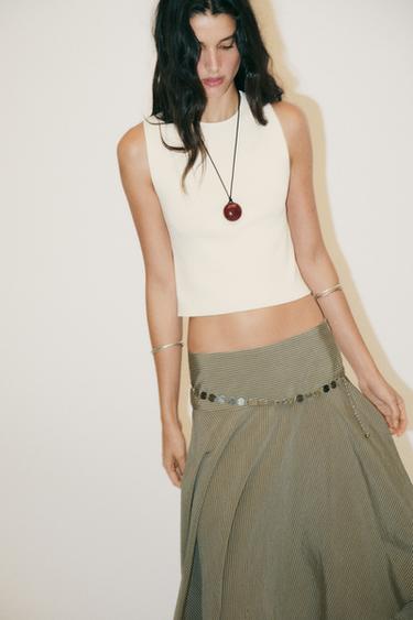 TOP PUNTO CUT OUT ESPALDA - Crudo de Zara