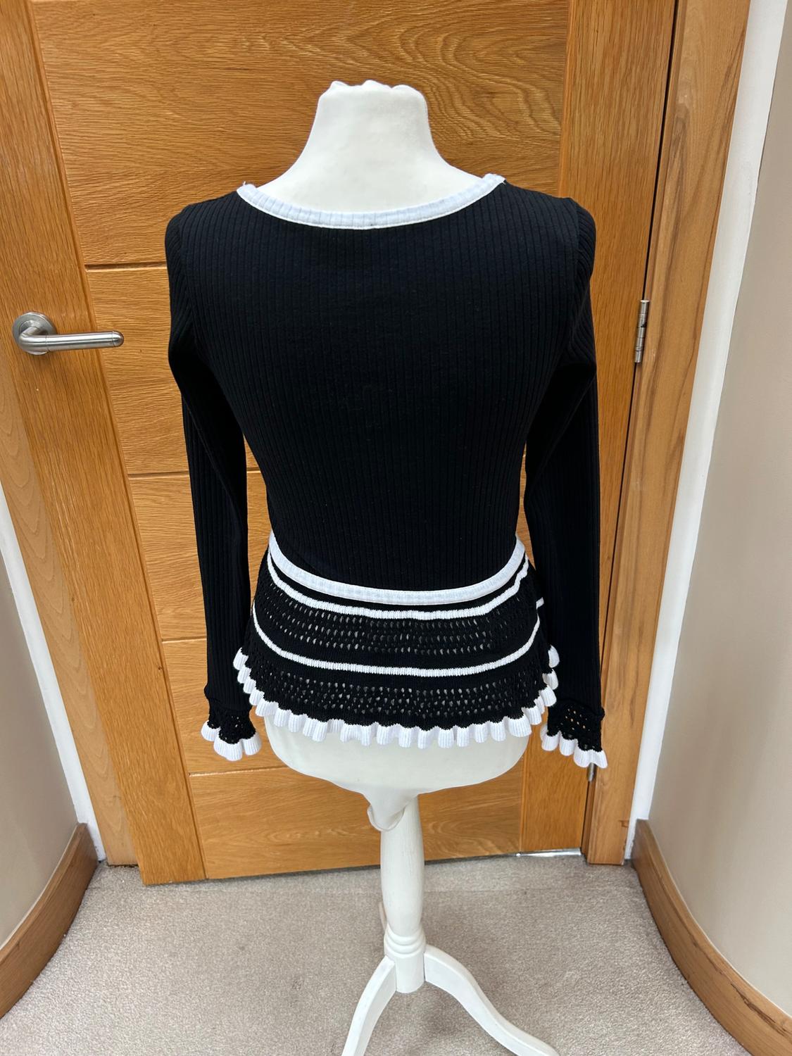 ZARA BLACK  WHITE RIBBED TOP - Image 3