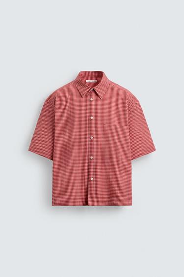 חולצה בגזרת Relaxed Fit משובצת - אדום של Zara