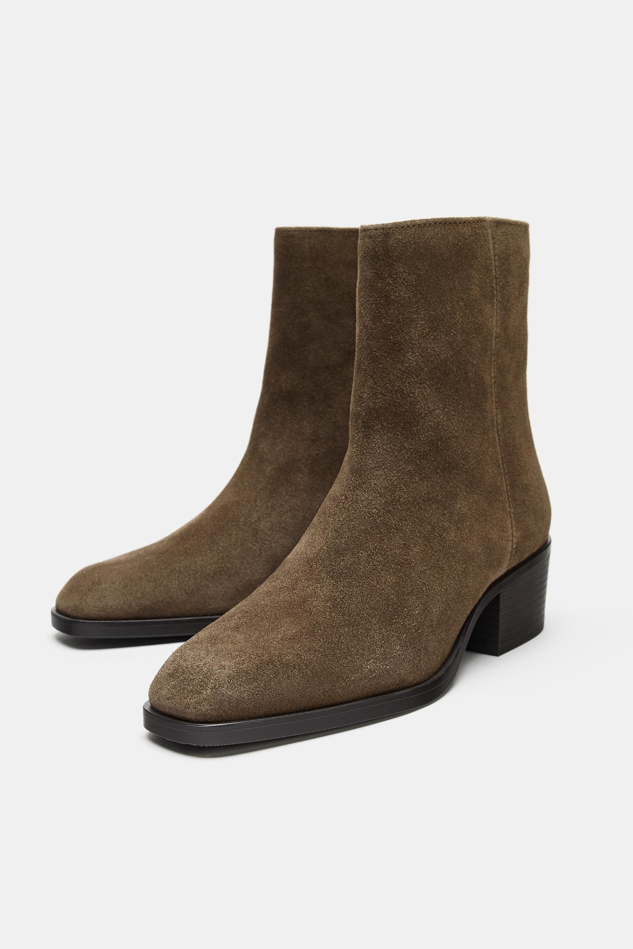 BOTTINES EN DAIM À TALONS