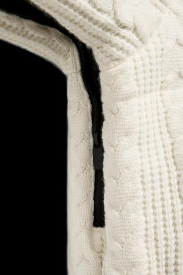 ANORAK ACOLCHADO BORREGUILLO 80% PLUMÓN 20% PLUMA HEIQ XREFLEX™ RECCO® TECHNOLOGY SKI COLLECTION - Crudo de Zara