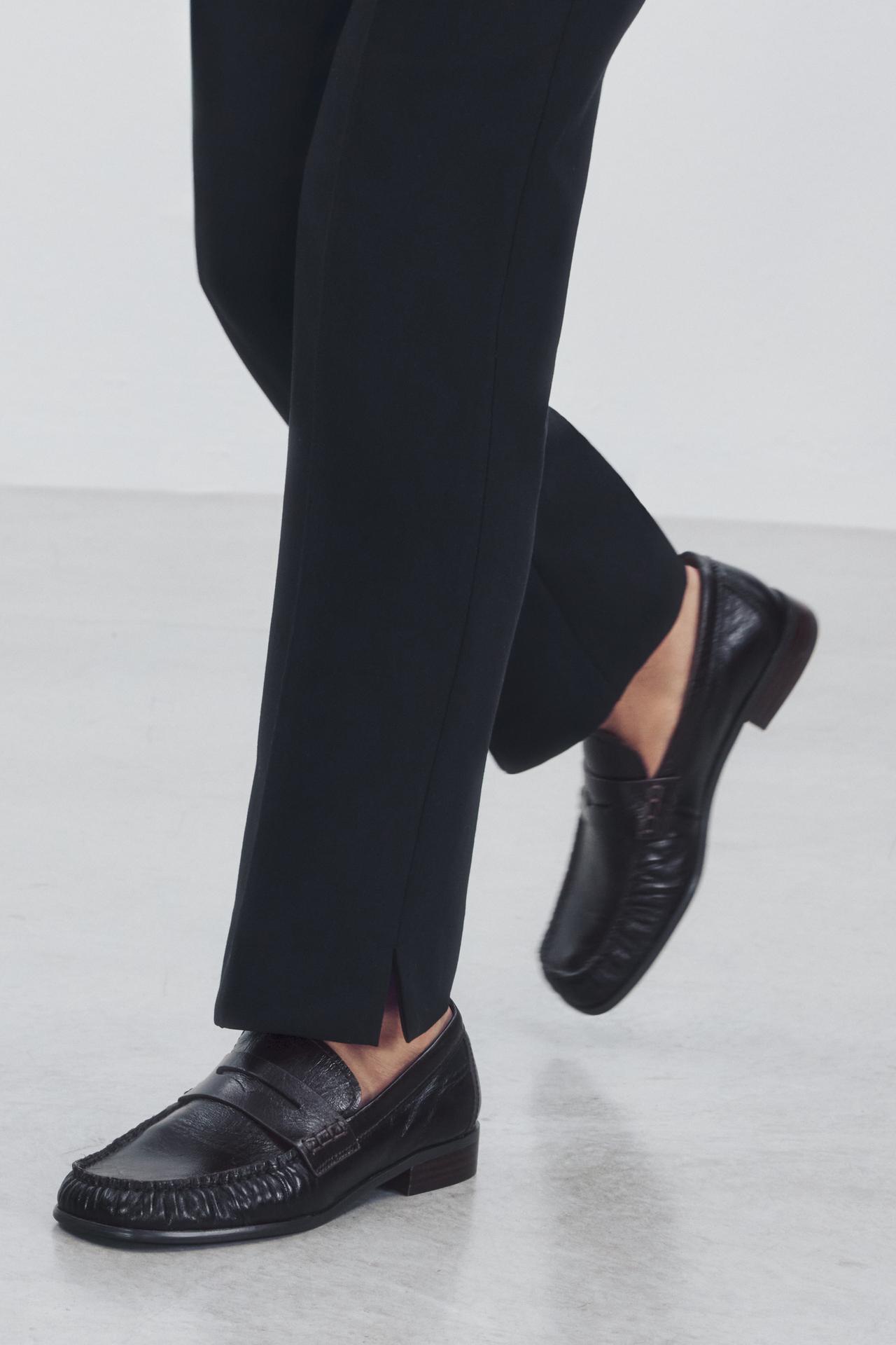 LEATHER SQUARE-TOE LOAFERS — Chocolate Brown