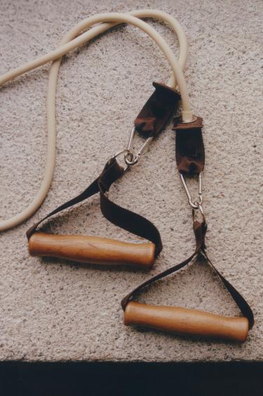 WOODEN SUSPENSION STRAP - Ecru by Zara