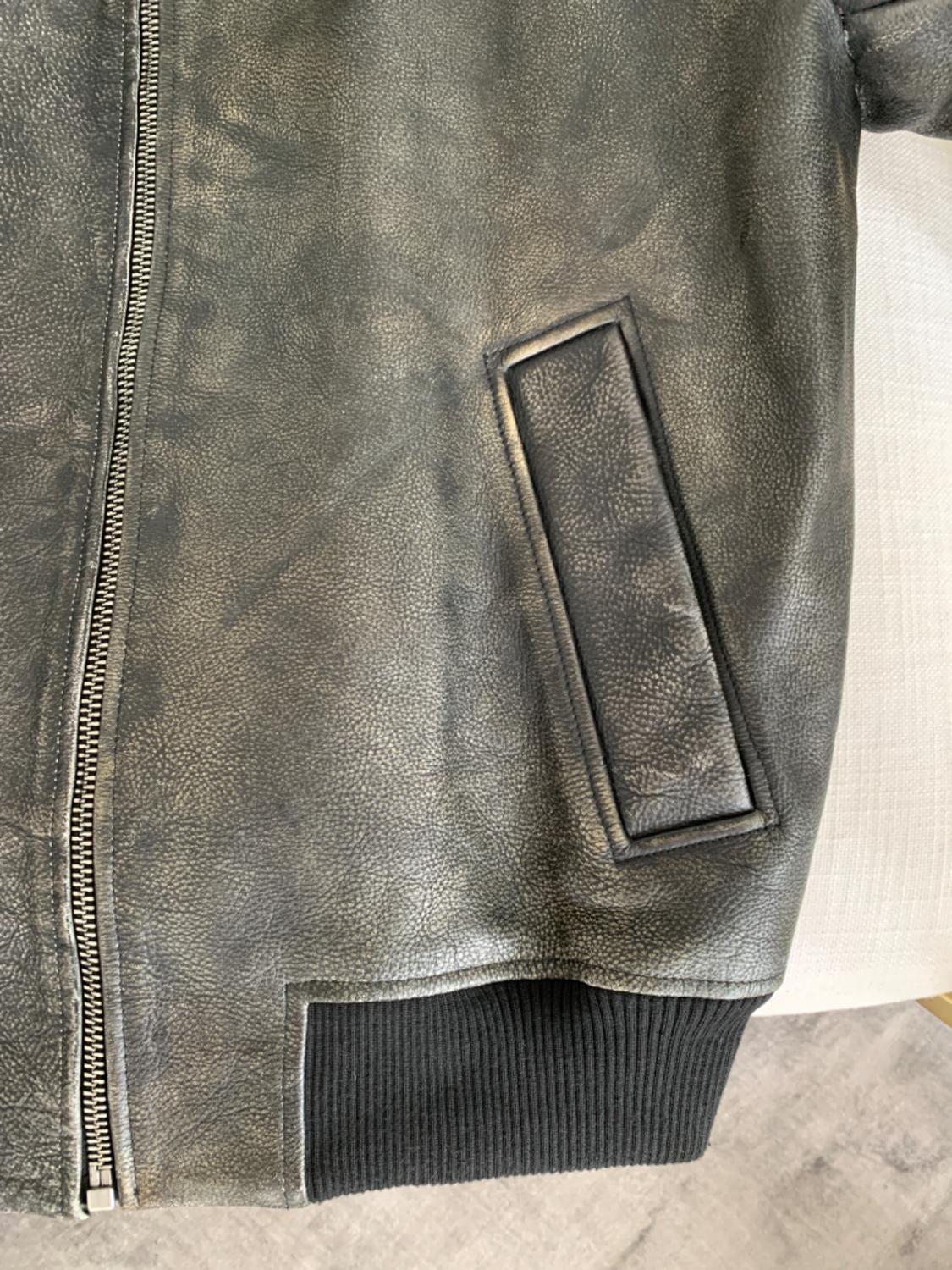 CAZADORA BOMBER PIEL EFECTO VINTAGE - Image 3