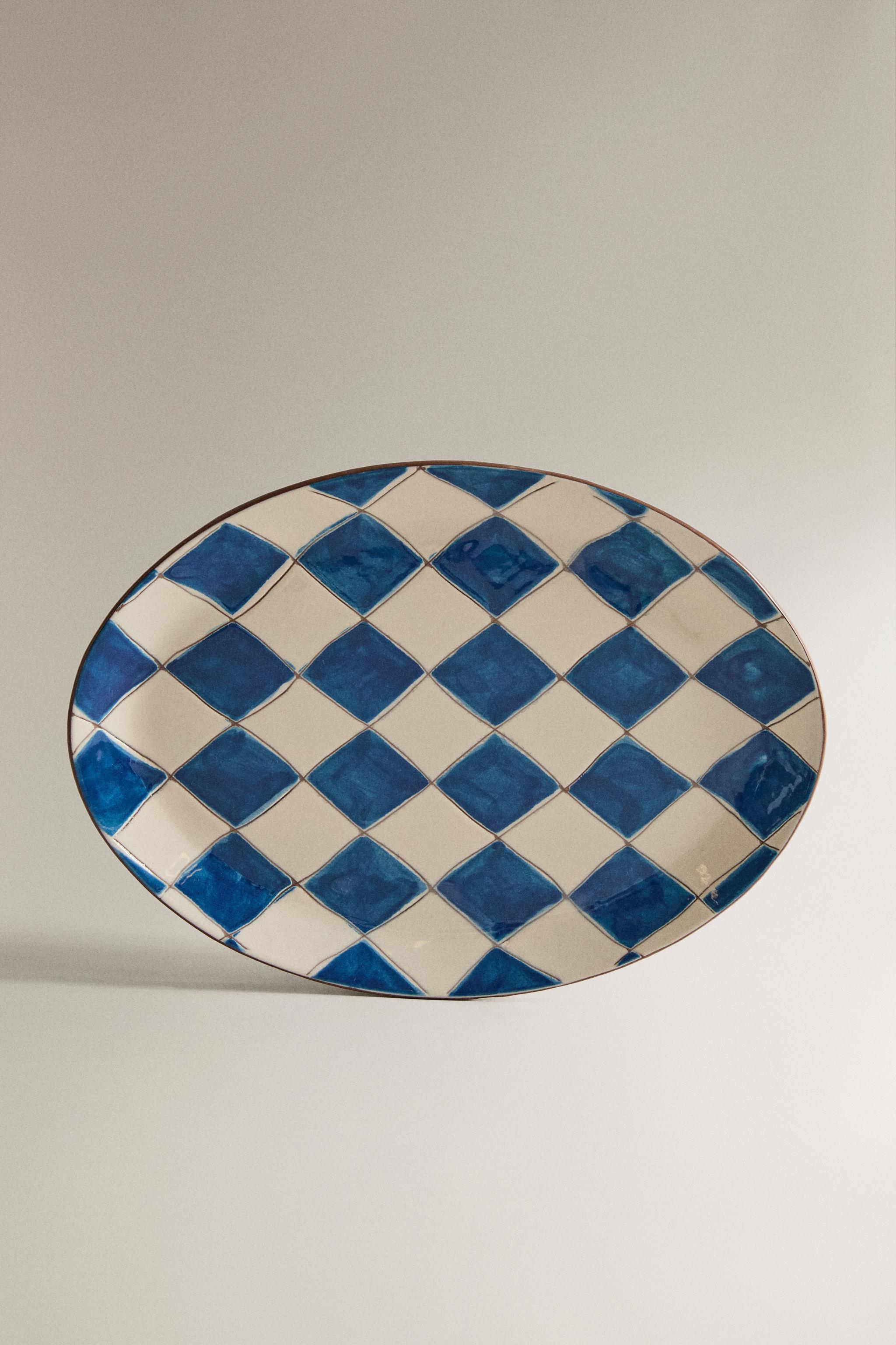 BLUE DIAMOND CERAMIC BATHROOM TRAY — Blue / White