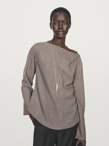 Blouse laine à col bateau - Noir or de Zara