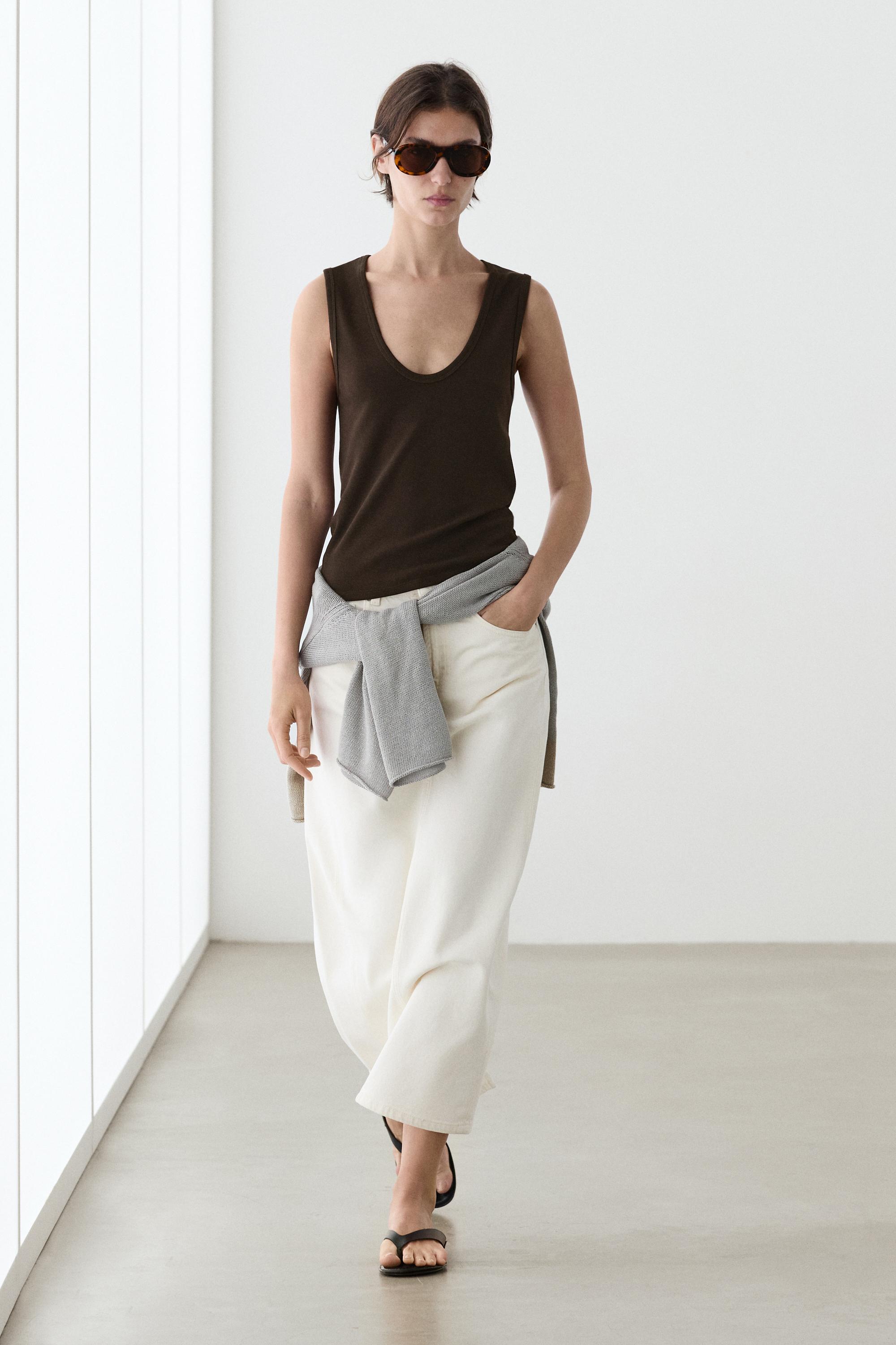 Cotton blend V-neck top — Dark brown