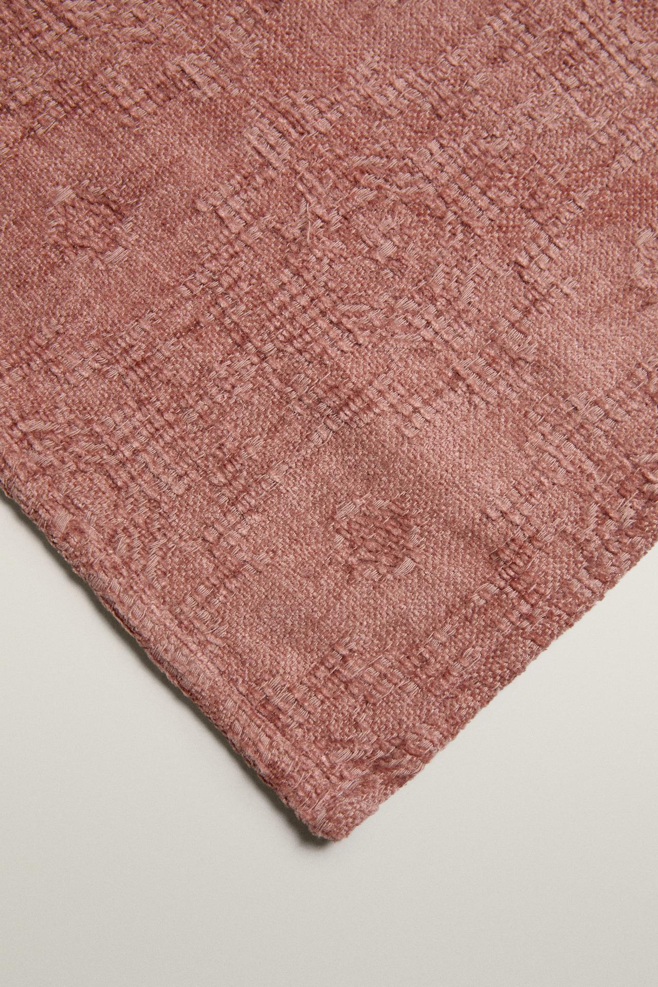 CHENILLE JACQUARD BLANKET — Pale pink