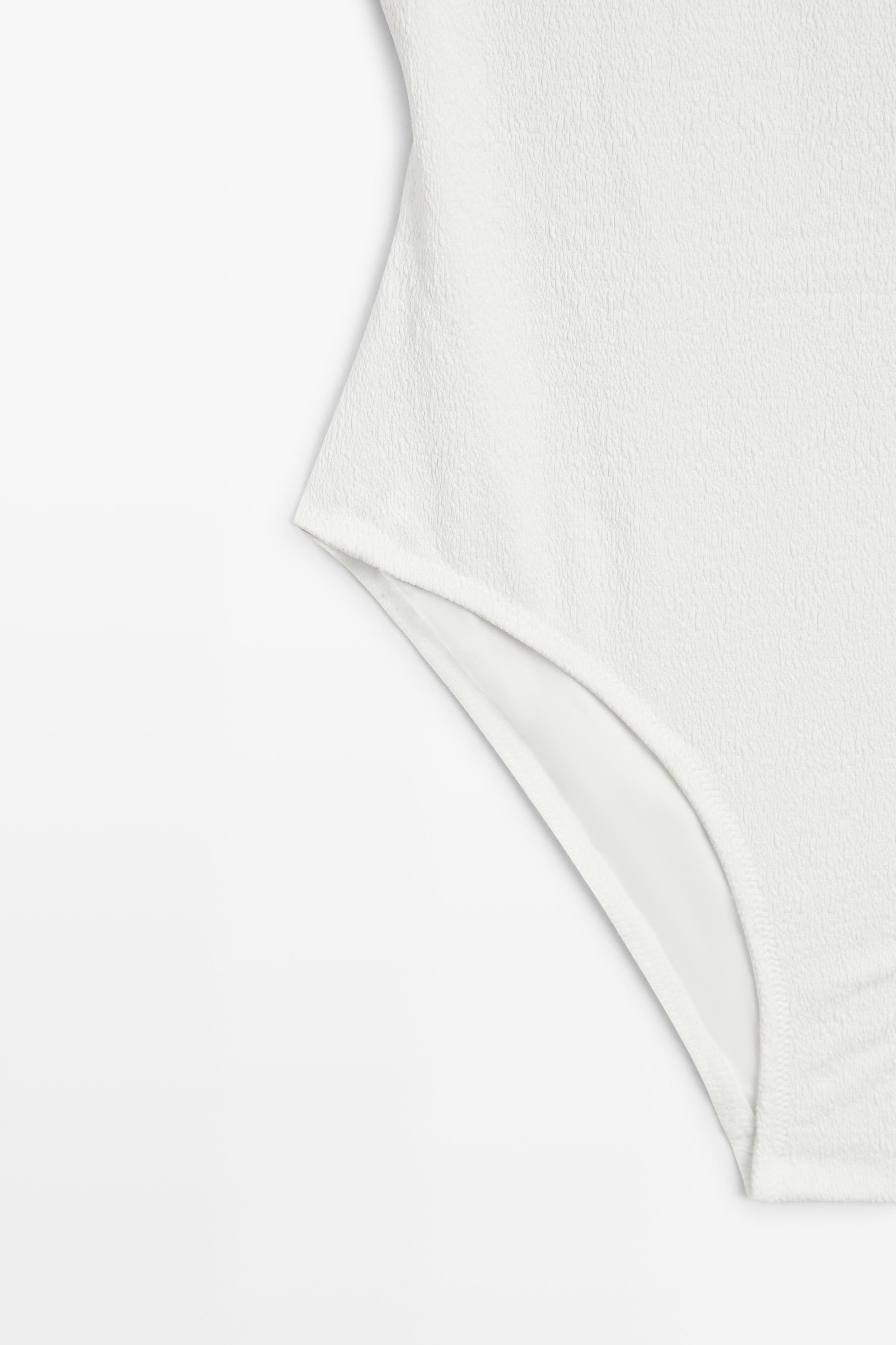 Maillot de bain asymétrique texturé