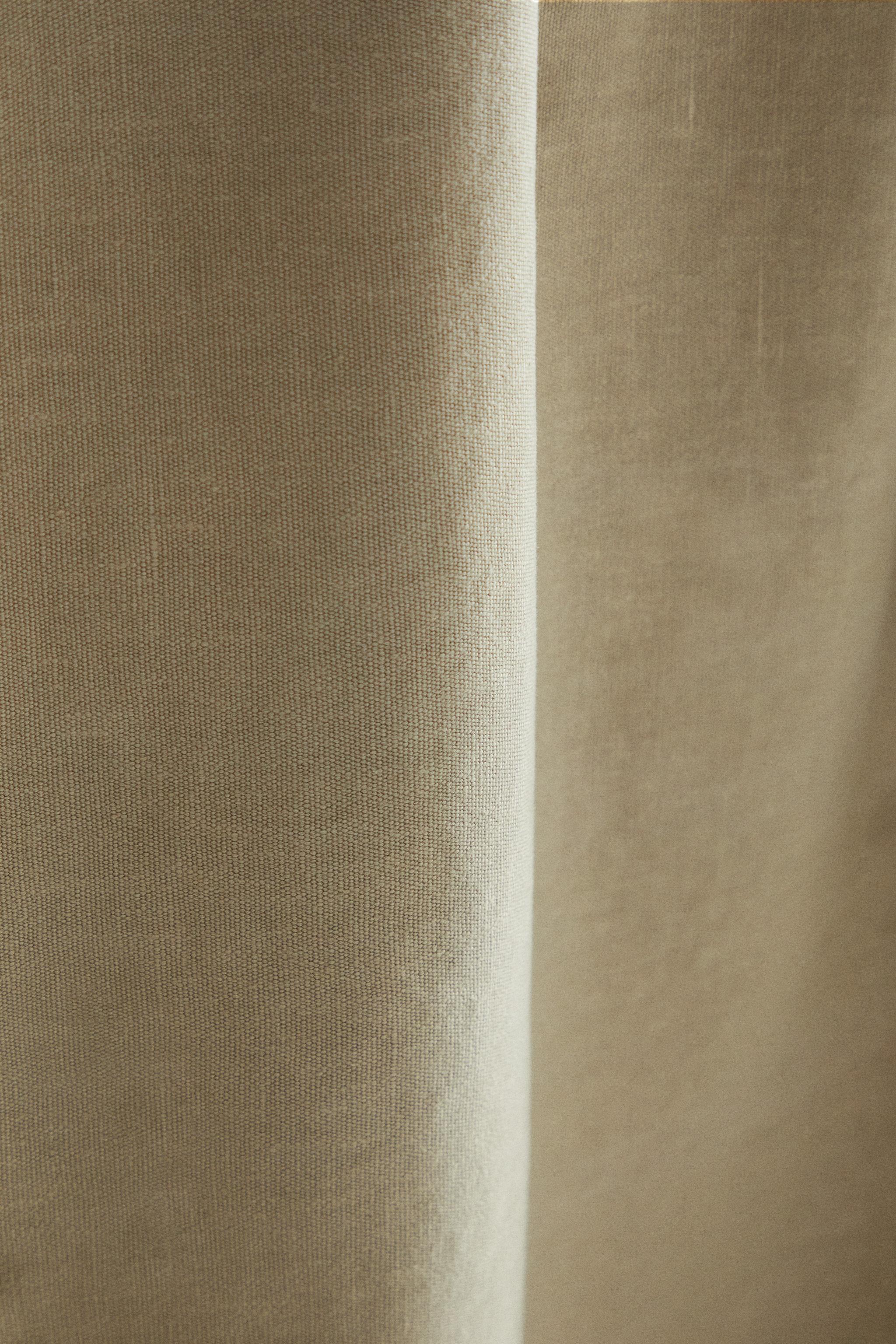 WASHED LINEN RECTANGULAR PLACEMAT