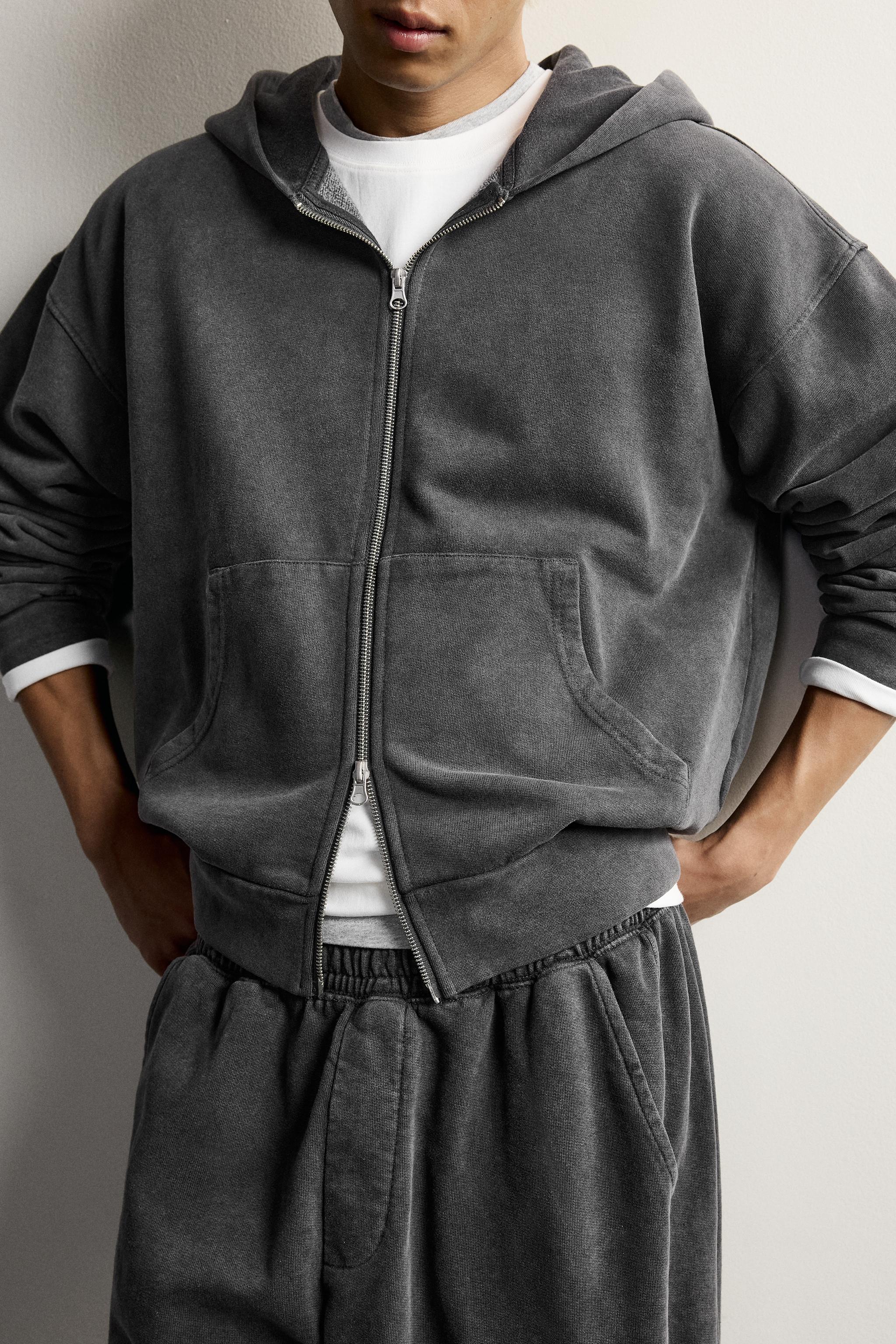 BASIC BOXY FIT ZIP-UP HOODIE