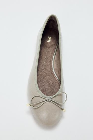 LEATHER BOW BALLET FLATS - Grey by Zara