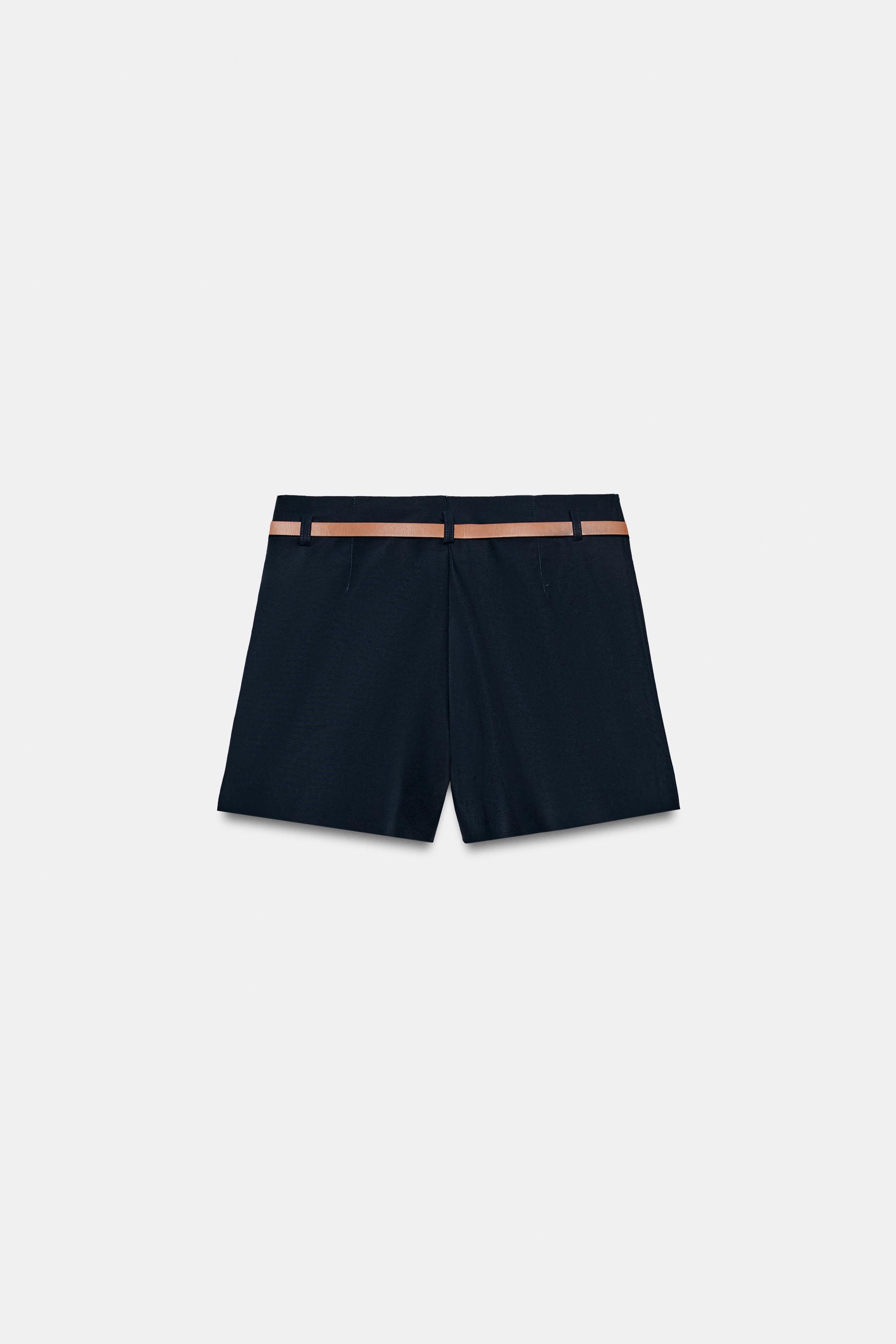 SHORT TAILLE HAUTE AVEC CEINTURE