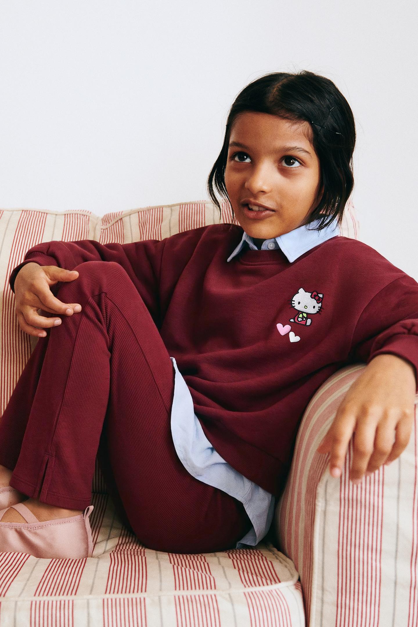 Детский комплект Zara Hello Kitty © Sanrio Sweatshirt and flare Leggings Set, цвет: Бордовый