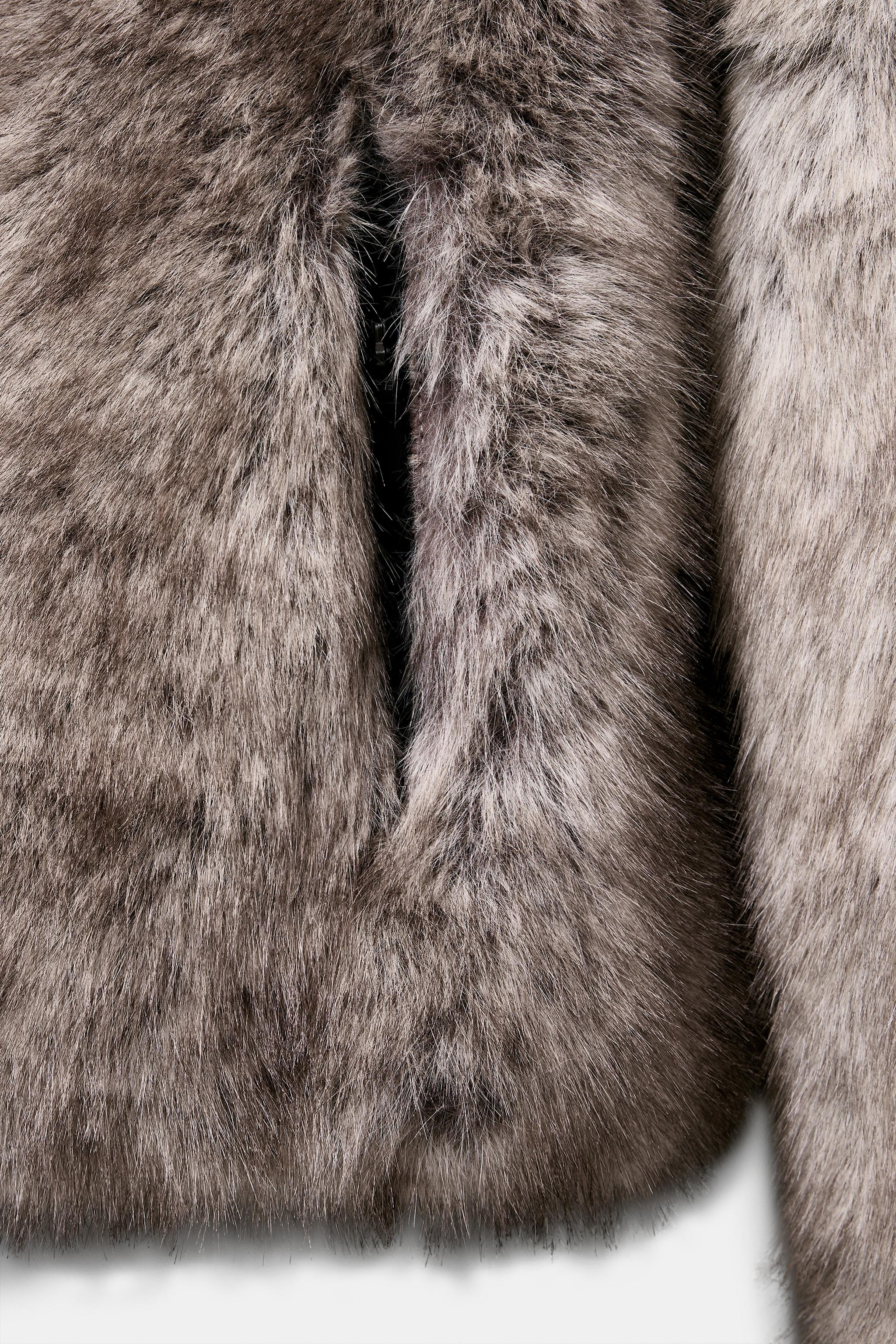 SHORT COAT WITH FAUX FUR HOOD HEIQ XREFLEX™ TECHNOLOGY SKI COLLECTION