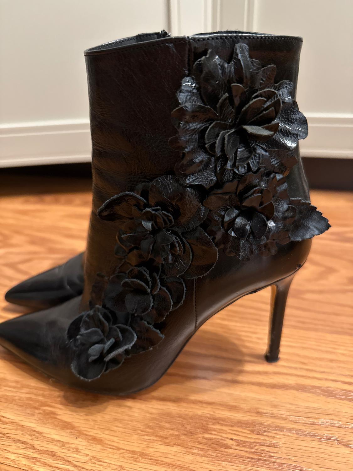 LEATHER BOOTIES - Image 4