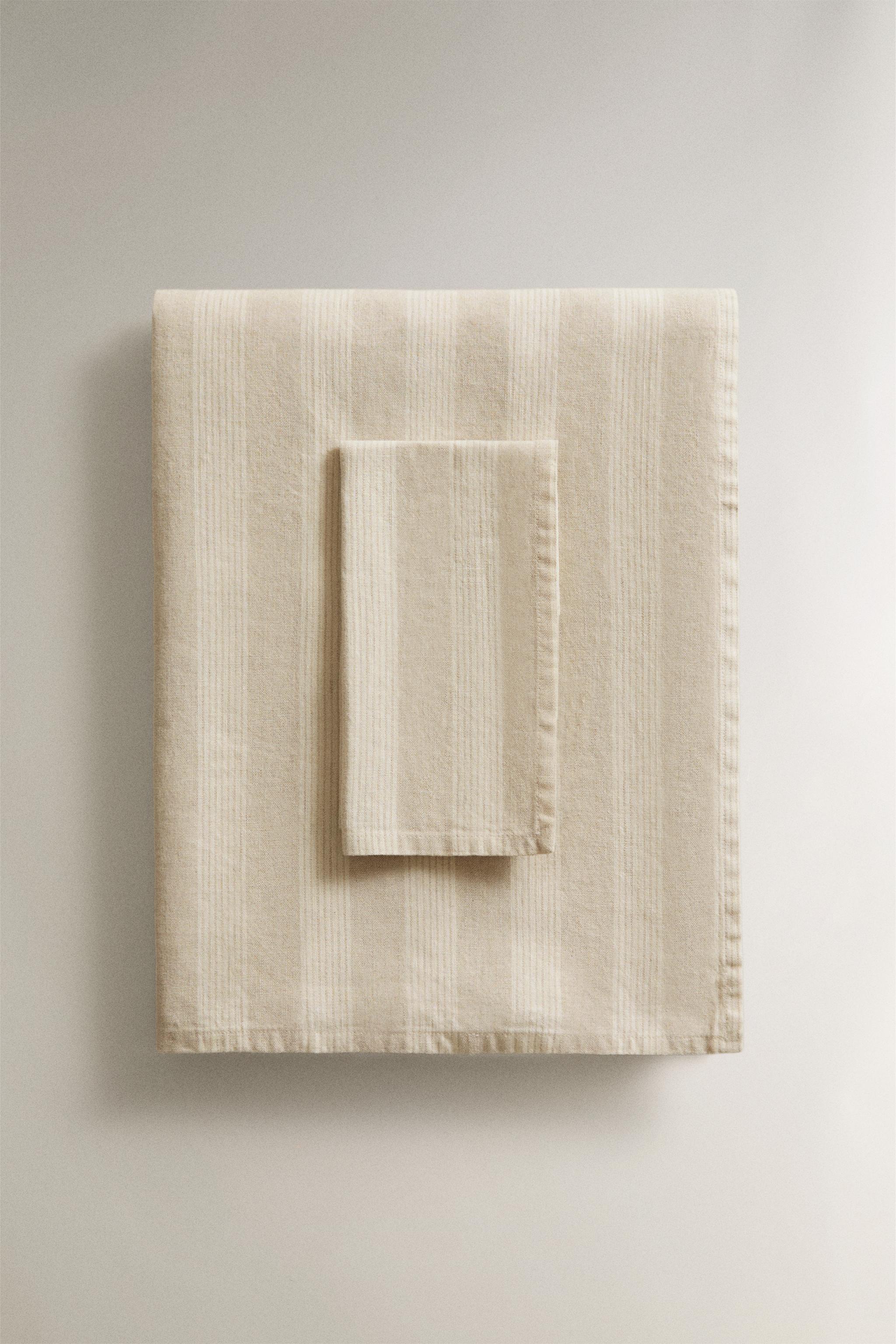 FADED LINEN STRIPED TABLECLOTH