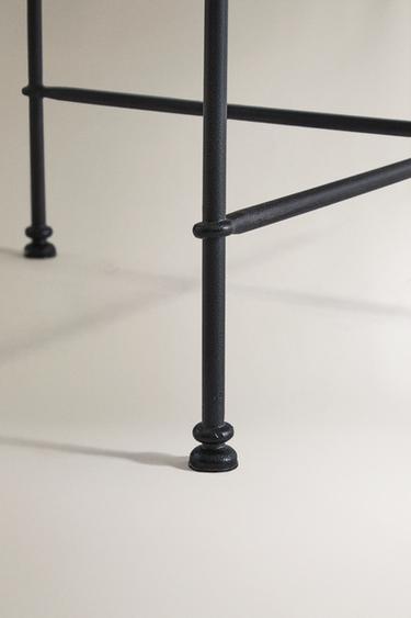 FAUTEUIL ACCOUDOIRS FORGÉS - Noir de Zara - Image 3