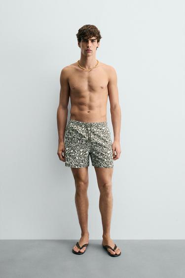 BAÑADOR MEDIO ESTAMPADO FRUTAS - Marrón de Zara - Imagen 0