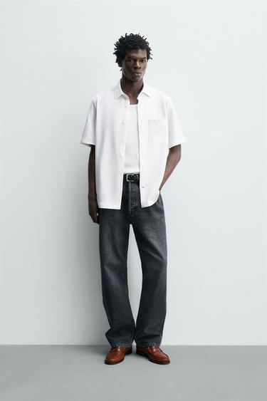 REGULAR FIT TEXTURED SHIRT - White by Zara