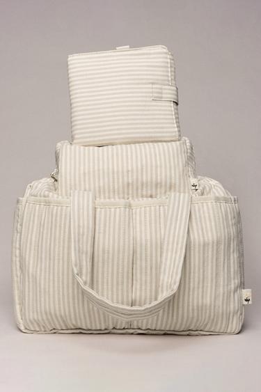 SAC DE MATERNITÉ À RAYURES - Marron camel de Zara