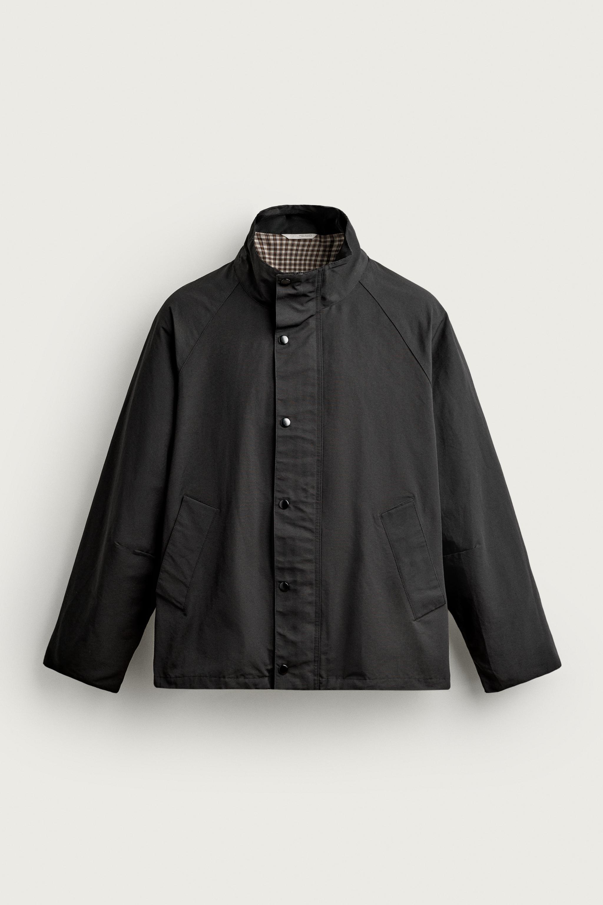 WATER-REPELLENT CONTRAST TECHNICAL JACKET — Black