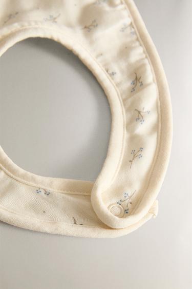 CHILDREN'S MINI FLOWER BIB - Oyster-white by Zara - Image 1