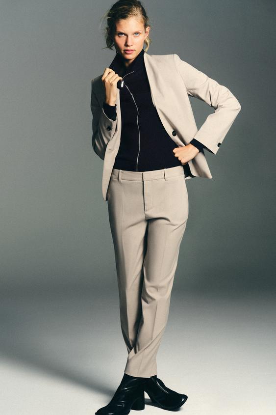 Zara FITTED SHOULDER-PAD BLAZER - Sand - Image 0
