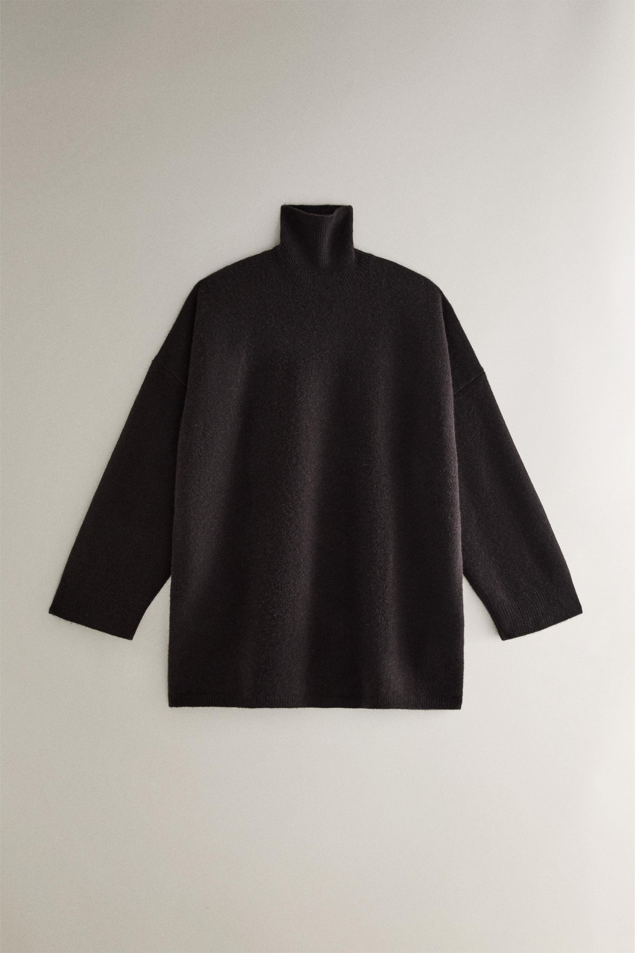 CASHMERE TURTLENECK SWEATER