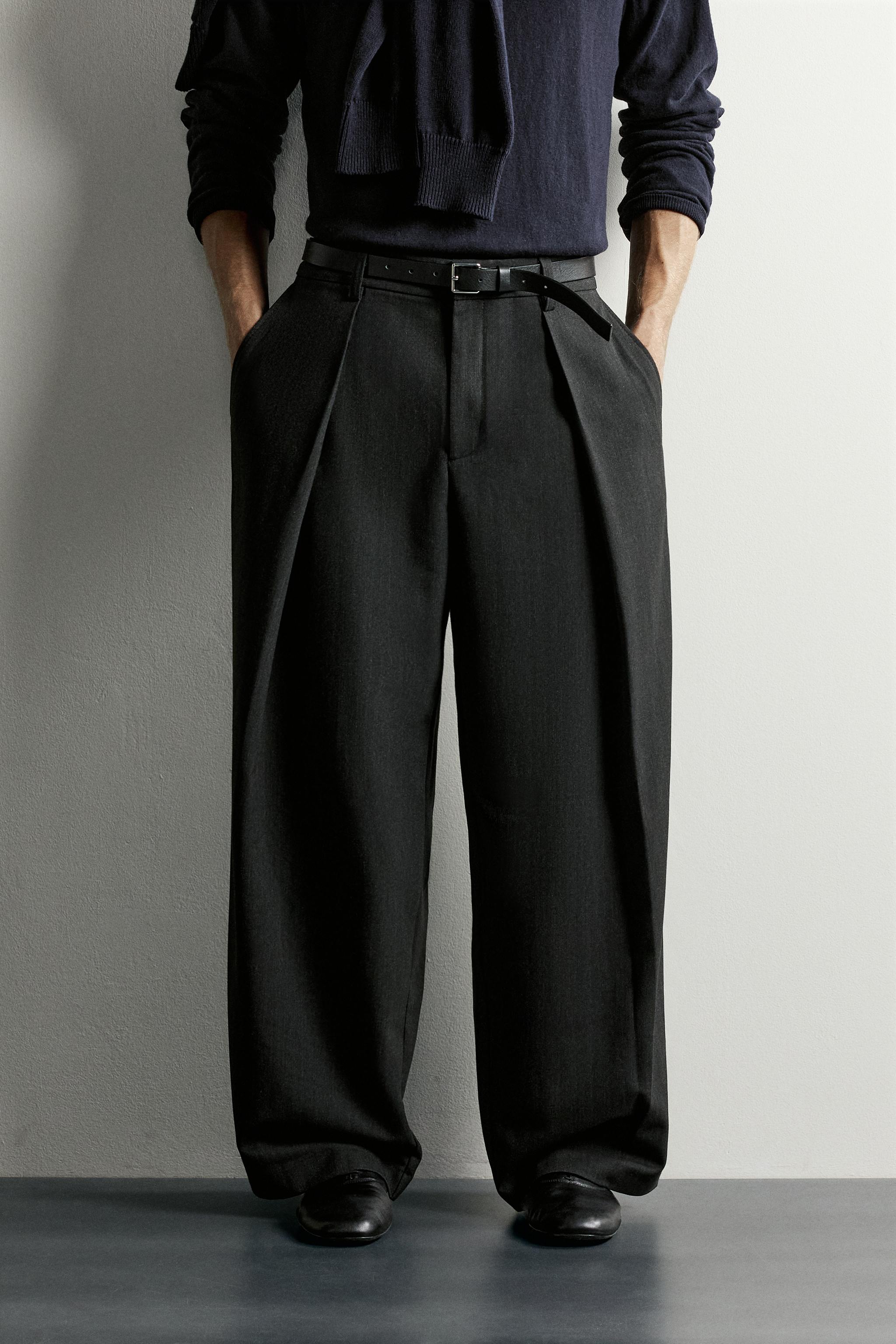 PLEATED RELAXED-FIT PANTS