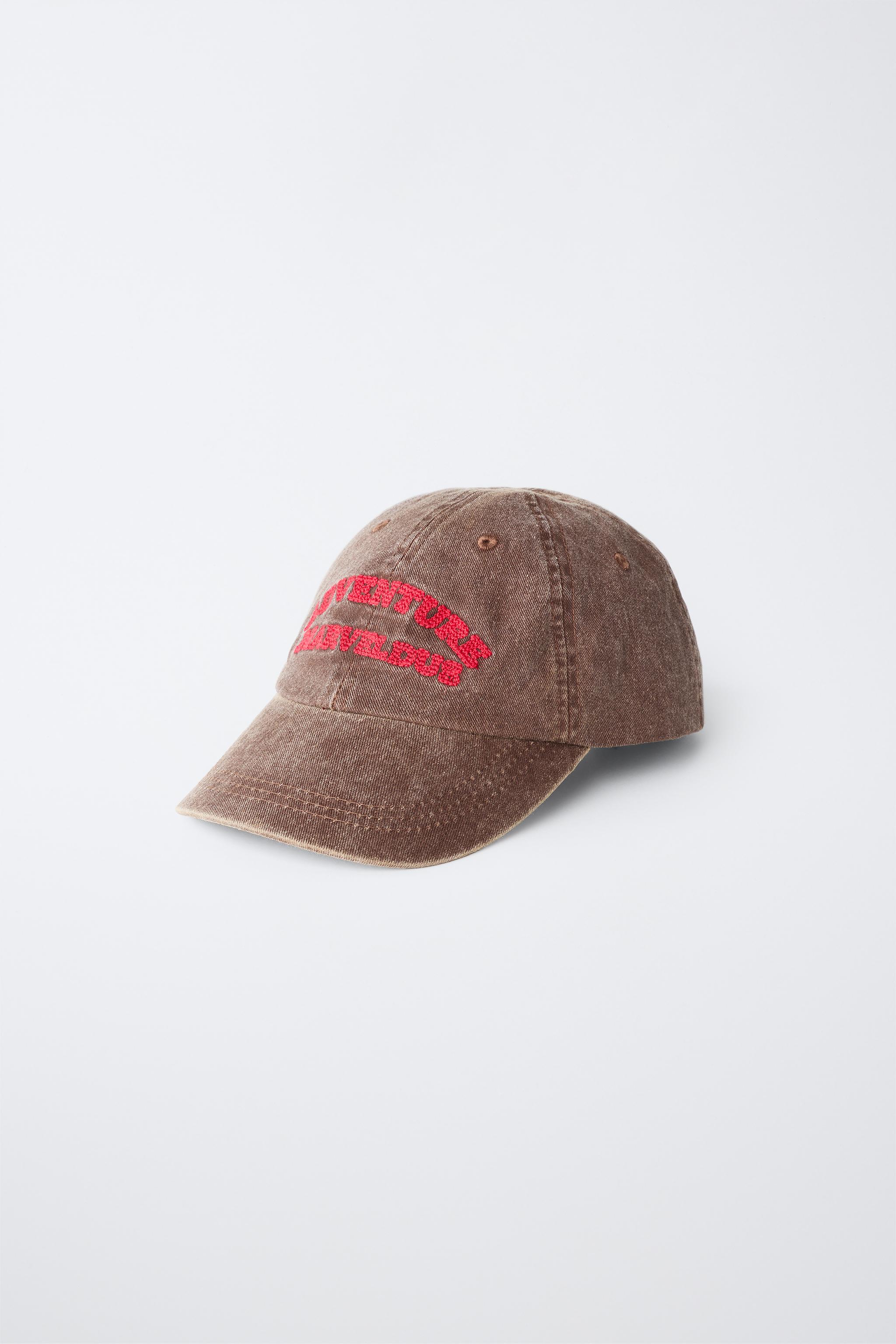 WASHED EFFECT EMBROIDERED TEXT CAP
