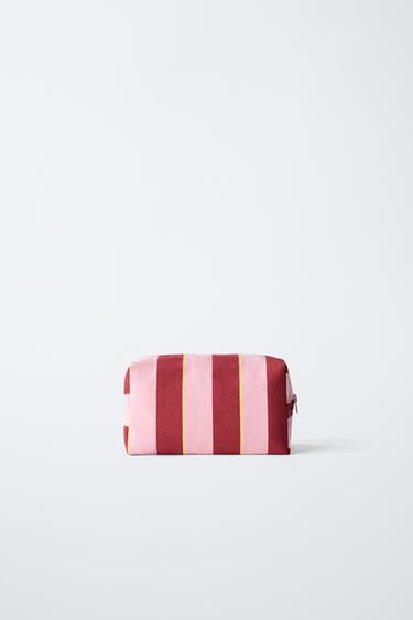 TROUSSE RAYURES HÔTEL MAGIQUE © X ZARA - Rose de Zara - Image 4