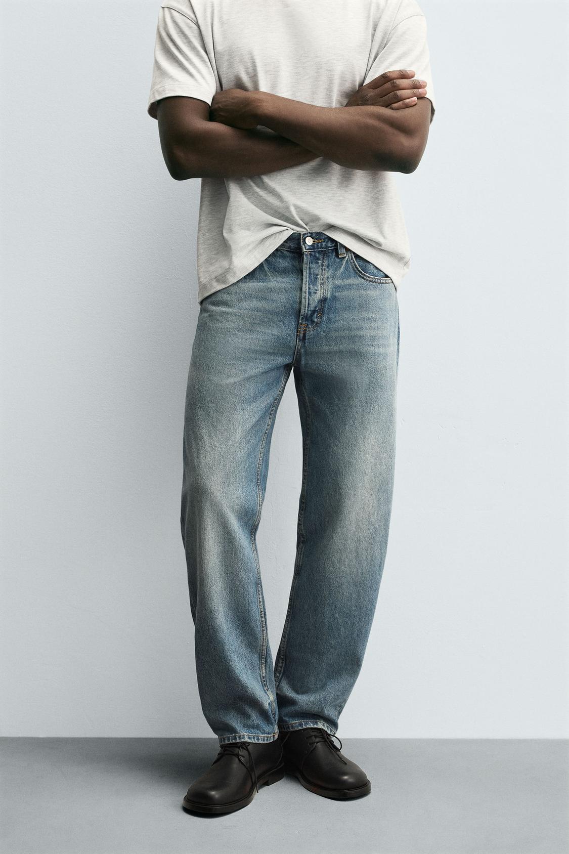 STRAIGHT FIT JEANS
