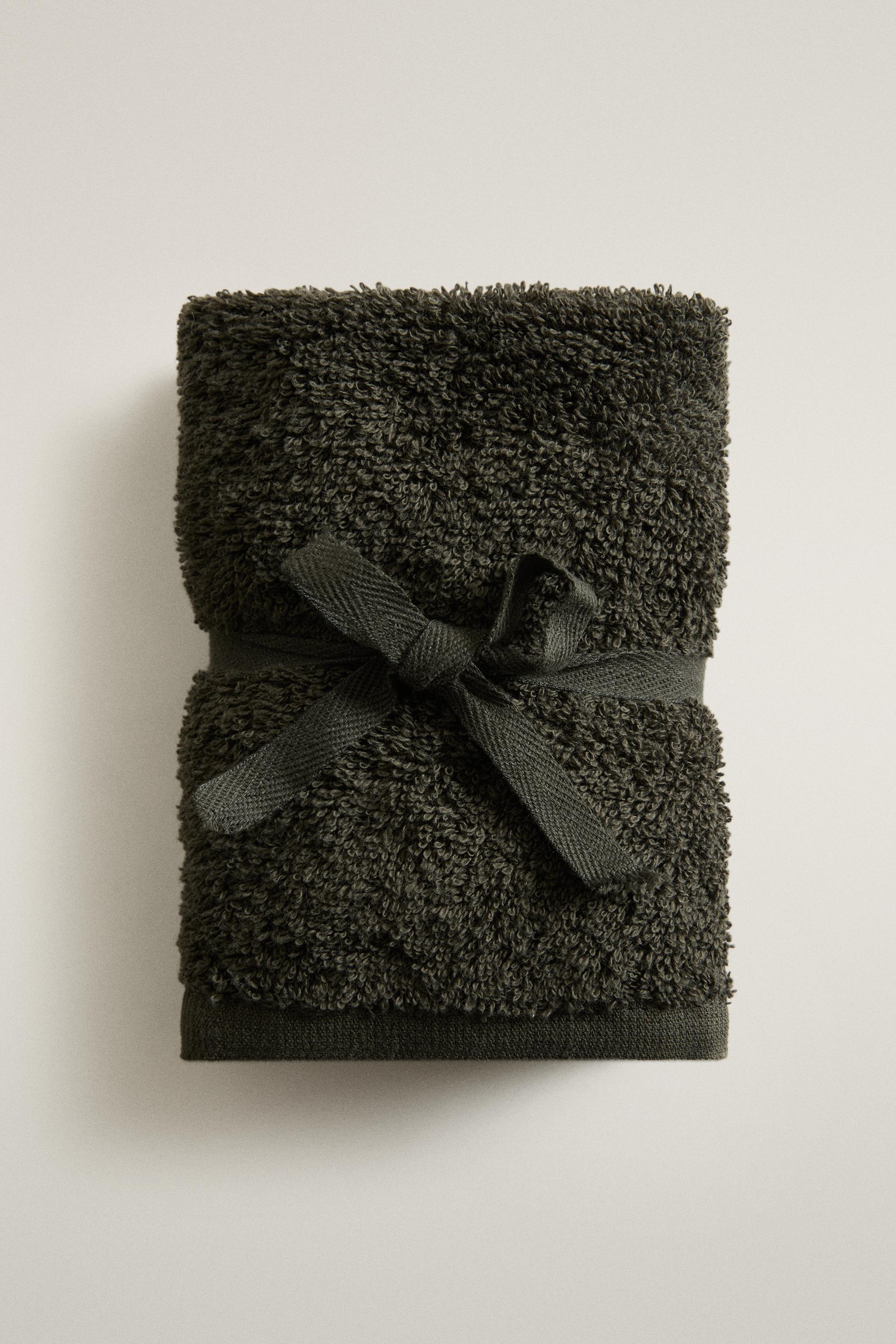 PACK OF COTTON HAND TOWELS (PACK 3)