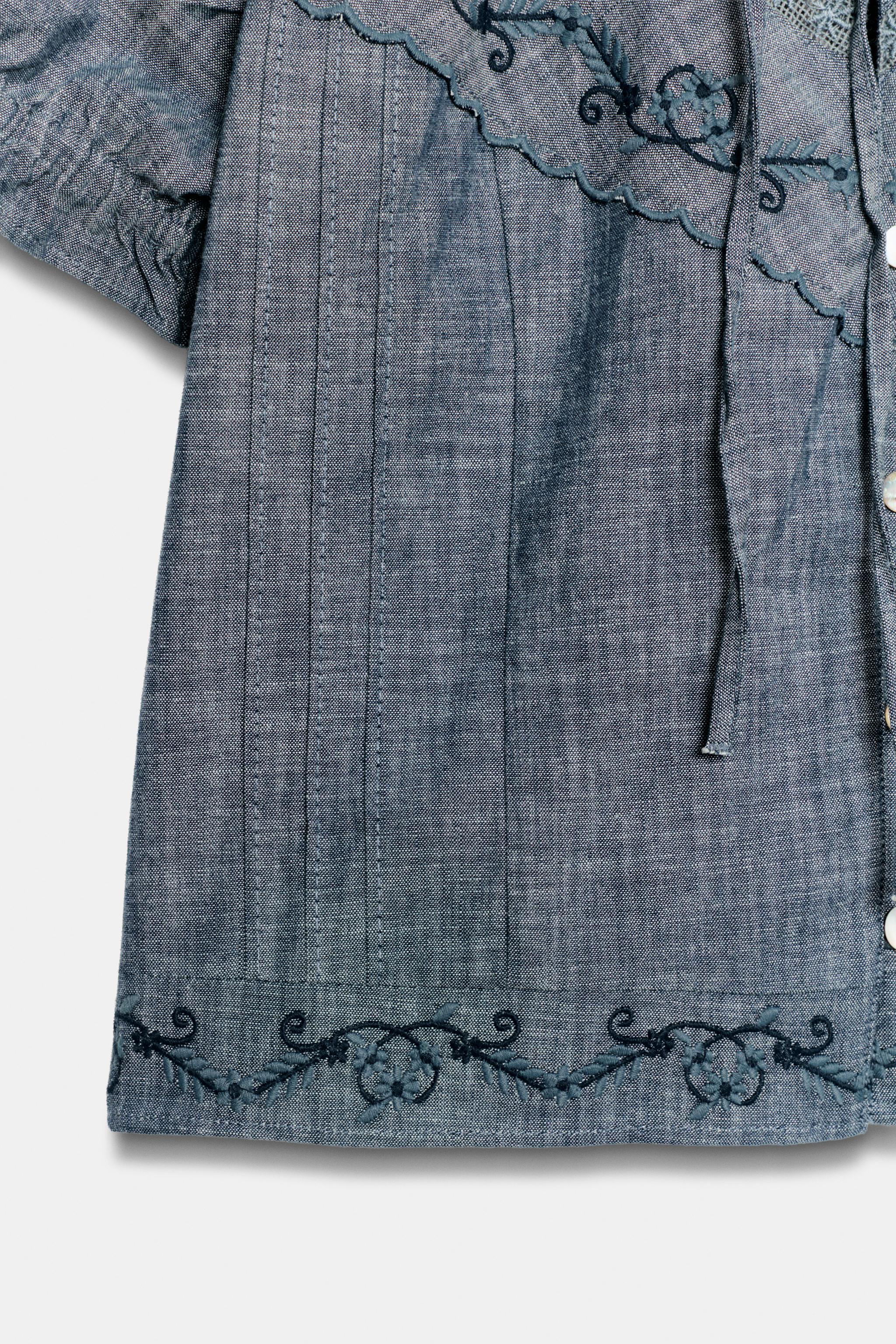 EMBROIDERED BOW SHIRT