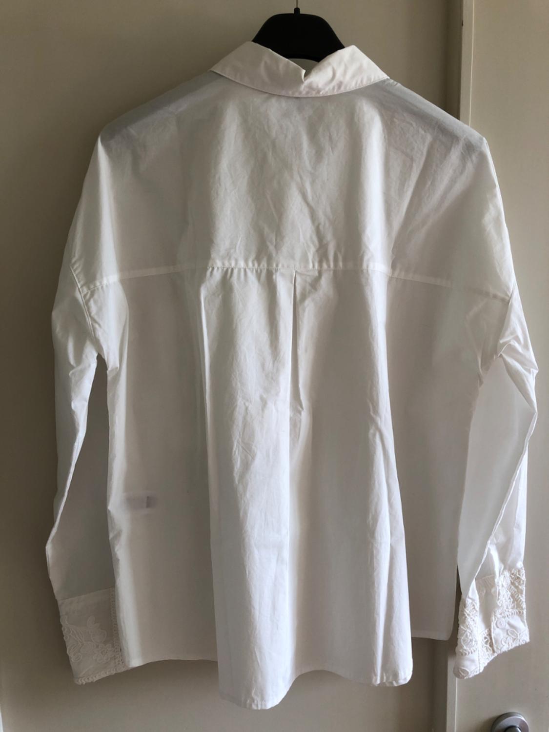 POPLIN SHIRT WITH GUIPURE LACE POCKET - Image 2