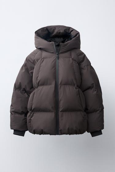 BLOUSON REMBOURRÉ À CAPUCHE DÉPERLANT - Marron foncé de Zara