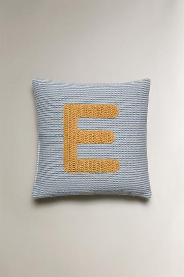 CHILDREN'S EMBROIDERED LETTER E CUSHION - Light blue by Zara