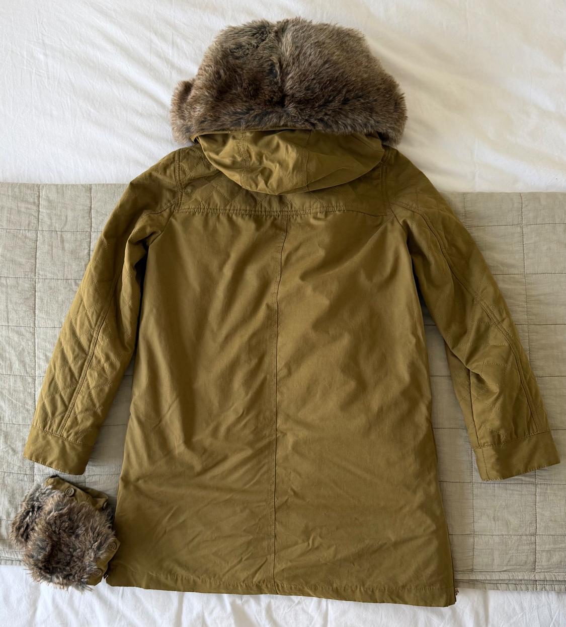 PARKA WITH FAUXFUR LINING AND TRIM ON THE COLLAR AND CUFFS. - Image 2