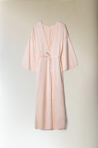 ROBE DE CHAMBRE SATIN PLISSÉ - Rose pâle de Zara - Image 5