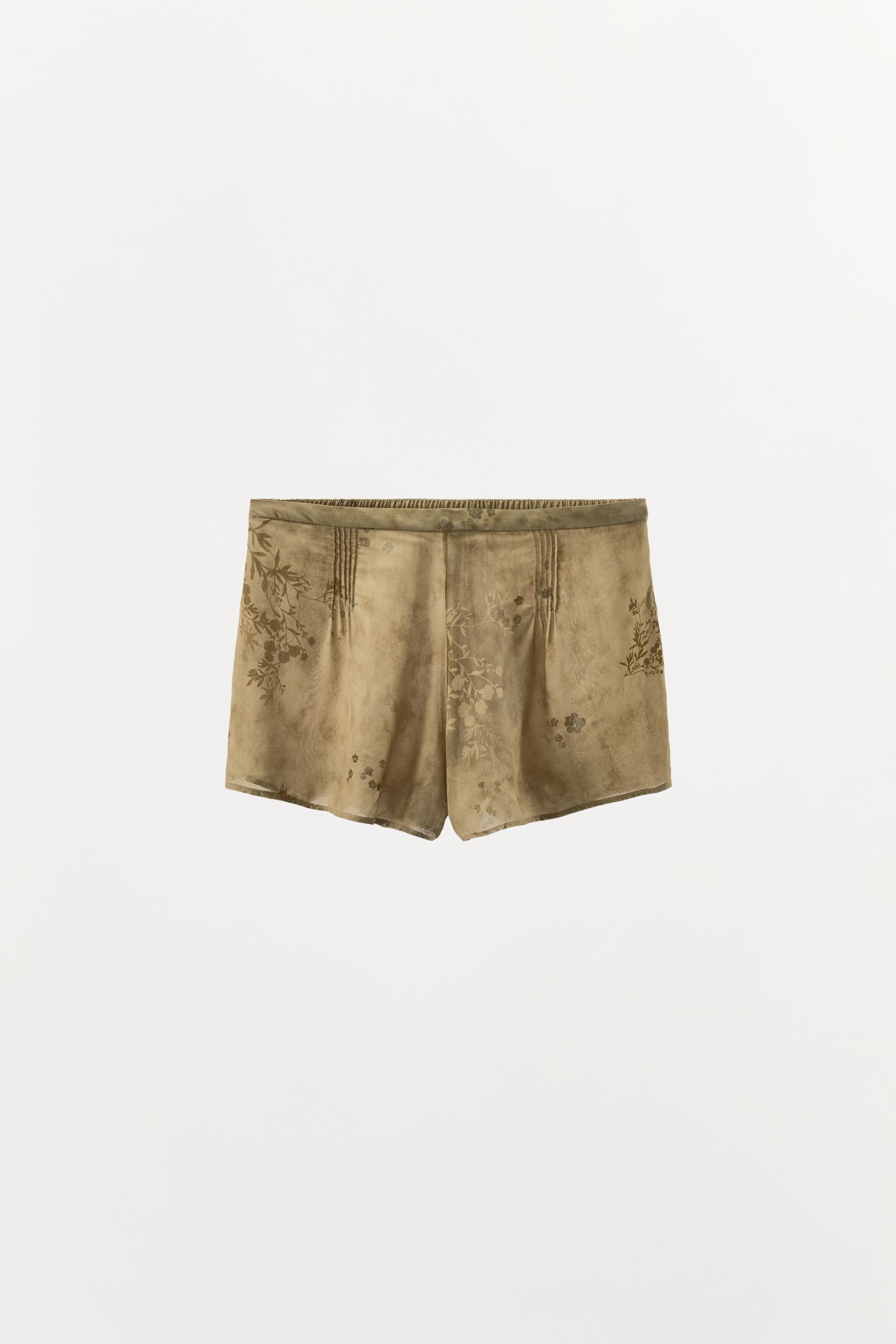 PRINTED SHORTS
