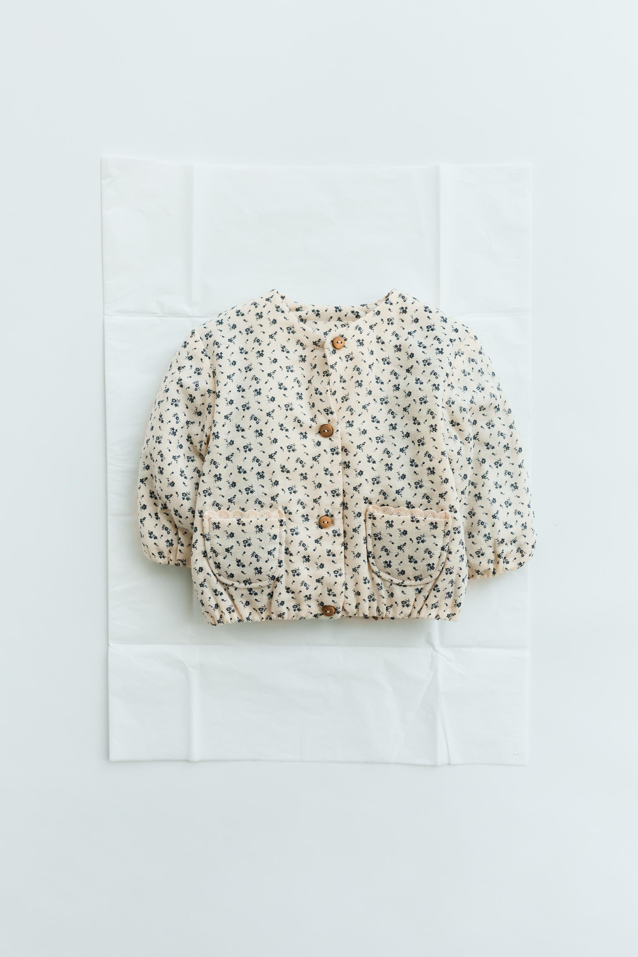 FLORAL PRINT JACKET — Ecru